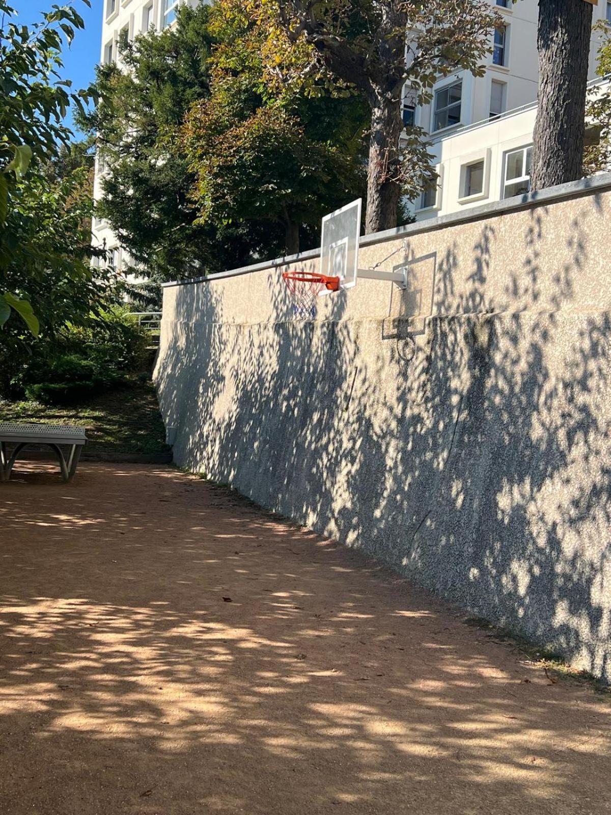 Chambre Dans Les Hauteurs De Lyon Proche Fourviere Chez L Hote Exterior foto